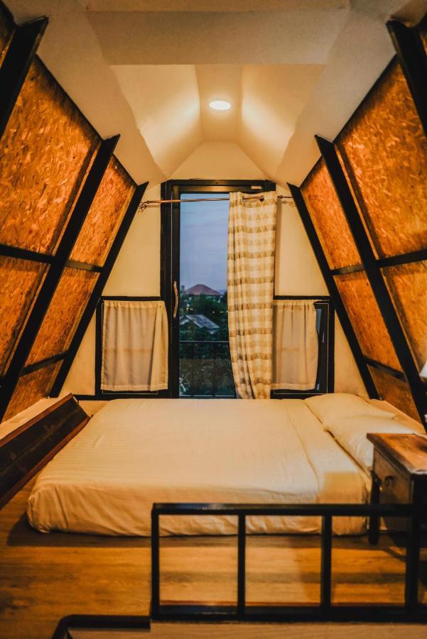 Nang Non Camping Ville นางนอนแค้มป์ปิ้งวิลล์ Мае Сай Экстерьер фото