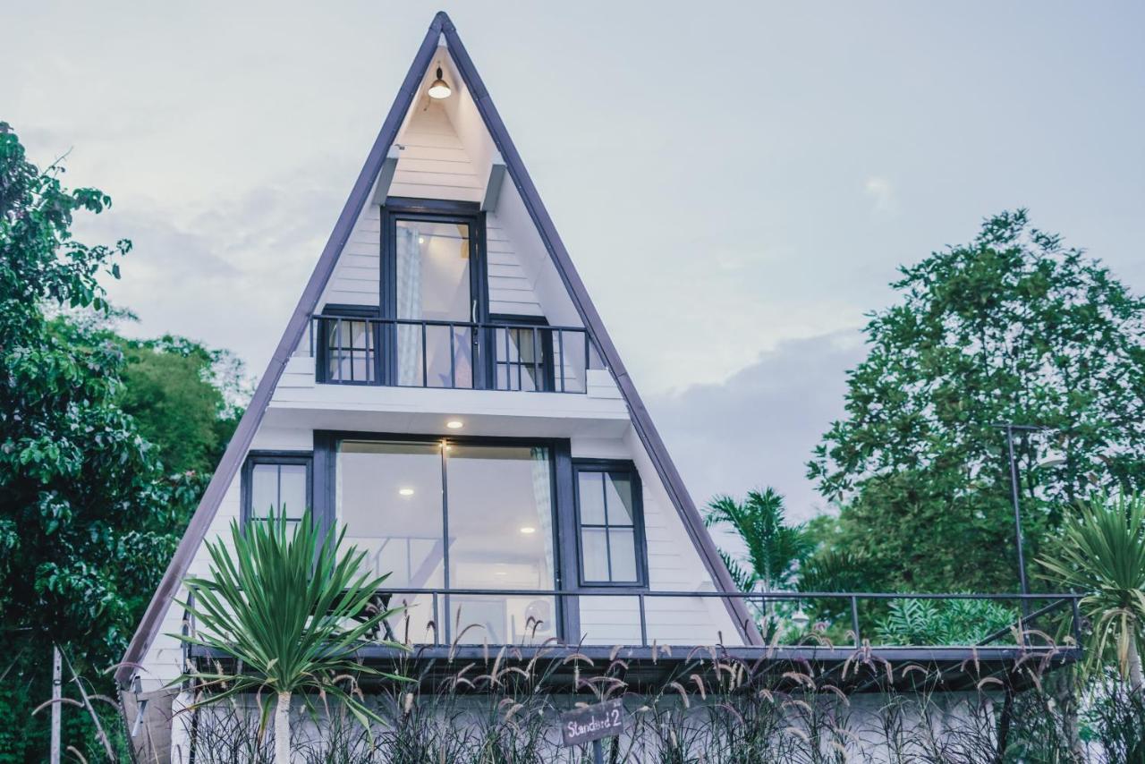 Nang Non Camping Ville นางนอนแค้มป์ปิ้งวิลล์ Мае Сай Экстерьер фото